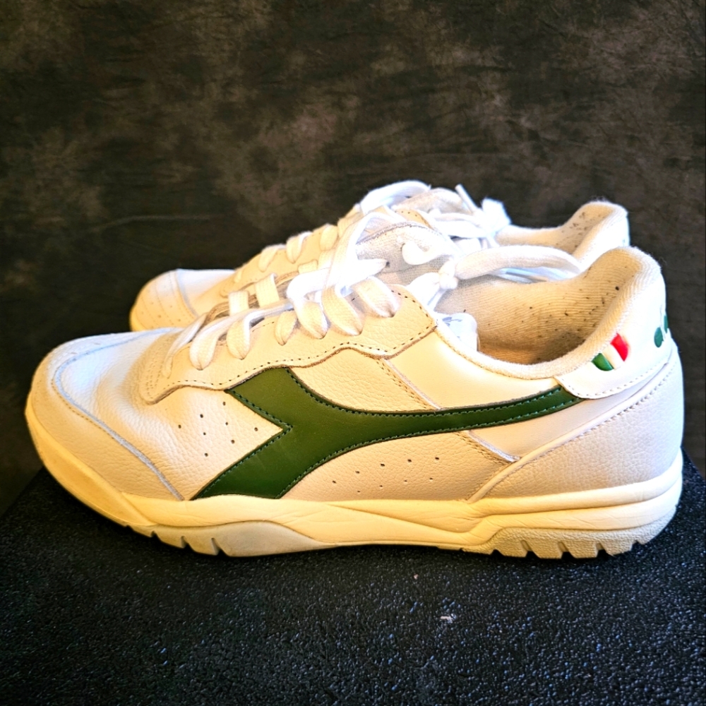 Diadora Maverick Athletic Sneakers Size 11